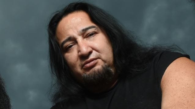 FEAR FACTORY: “DAVE GROHL, WE NEED YOUR THRONE”!