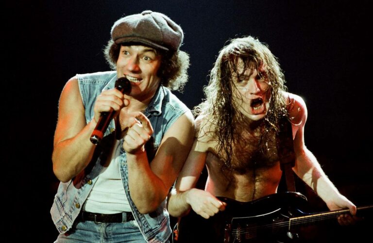 AC/DC, Η περίοδος 1984-1988: Μία…Αιρετική Άποψη