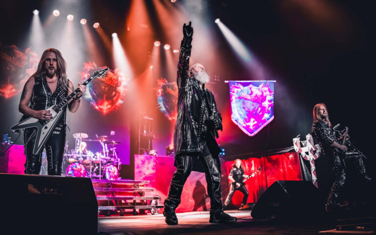 Judas Priest – No.2 στα Βρετανικά και Ελληνικά charts
